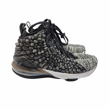 Nike LeBron XVII (17) Kids Basketball Shoe Gray/Black Size 6Y - $632.39 MXN