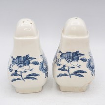 Pair of Porcelain Salt Pepper Shaker Set - £11.60 GBP