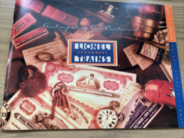 1999 LIONEL TRAIN CATALOG,  VOLUME 1 - $169.18 MXN