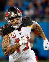 Mike Evans 8X10 Photo Tampa Bay Buccaneers Football Picture Nfl Close Up - £3.94 GBP