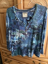 Top Story Blue Multicolored Print Shirt Women’s Size Medium - £19.28 GBP