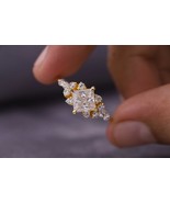 1.0 Ct Square Flower Gold Princess Ring , Vintage Prong Setting engageme... - $95.39 CAD+