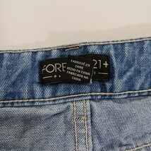 Forever 21 Women's Blue/White Distressed Denim Frayed Mini Skirt Size 14 (36×17) image 4