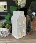 Large White LED House - $944.94 MXN