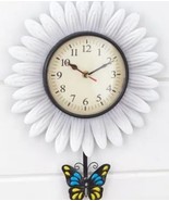 Novelty ~ Flower Wall Clock ~ White Daisy ~ w/Pendulum ~ Metal Material - €43,05 EUR Novelty ~ Flower Wall Clock ~ White Daisy ~ w/Pendulum ~ Metal Material - €43,05 EUR