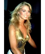 HEATHER THOMAS 1980’s gold gown with cleavage 7x10 candid photo - $152.12 MXN