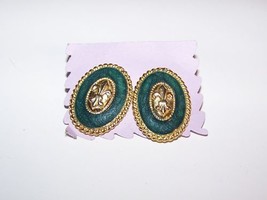 Green Oval  Earrings gold colored  metal pierced posts  - £5.50 GBP