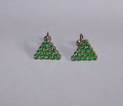Green Rhinestone Japan Vintage screw on earrings - £7.77 GBP