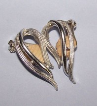 Sarah Coventry Silver tone Vintage clip on earrings - £7.97 GBP