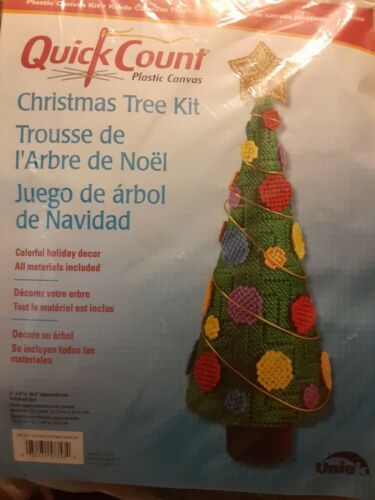 UNIEK Quick Count Plastic Canvas CHRISTMAS TREE Kit 3057353 Holiday Decor NEW! - $14.80