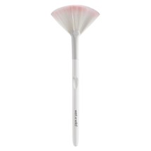 wet n wild Fan Brush, Synthetic Polymax Fibers for Versatile - £5.01 GBP