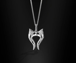 Ahsoka Tano Inspired Women&#39;s Pendant Necklace with 1/6 CT.TW. Diamonds in Silver - £133.01 GBP