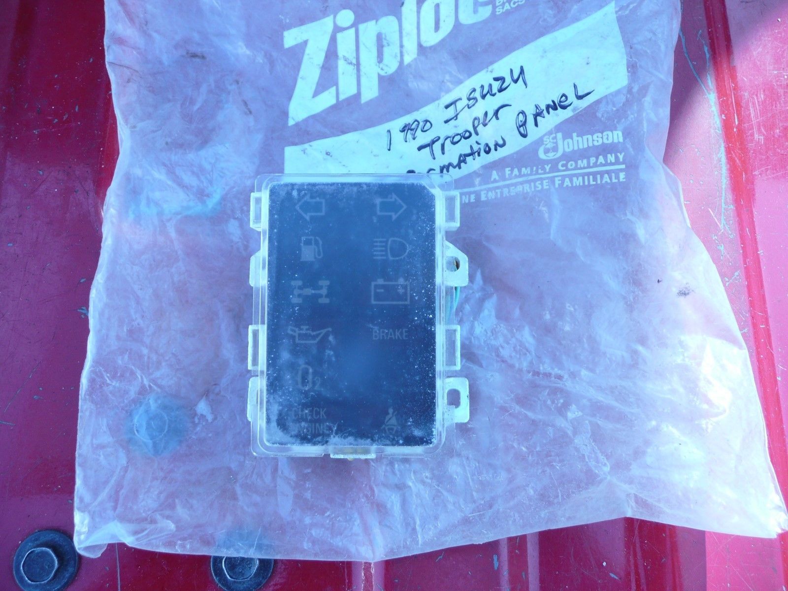 98 99 Isuzu TROOPER information panel used - $12.38
