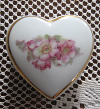 Heart Shaped Trinket Box-2 pc-Gerald Porzellan-Wild Roses-Porcelain-Bavaria - £7.19 GBP