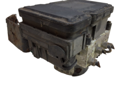 08 Chrysler Town and country Dodge Caravan ABS pump OEM P04721601AI - €86,61 EUR