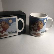 1986  VINTAGE HALLMARK CARDS CHRISTMAS COFFEE CUP/MUG  SANTA WITH BOX - $9.49