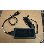 HP Genuine AC Adapter  0957-2166 Power Supply and cord - $150.79 MXN