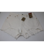 Levi&#39;s 501 White High Rise Denim Shorts Size 30 NWT - $24.35 CAD