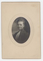 Antique Circa 1900s 4X6 in Cabinet Card Beautiful Young Woman in Stunning Dress - £7.46 GBP