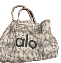 Alo Yoga Tie-Dye Grey Tote Bag  NWT - $554.66 MXN