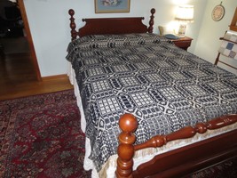 Unused Primitive Colonial Lover&#39;s Knot Navy &amp; Natural Woven BEDSPREAD--73&quot; X 93&quot; - £79.13 GBP