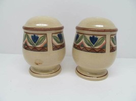 Mikasa Salt and Pepper Shaker  Potters Touch Sausalito  EUC - £14.35 GBP