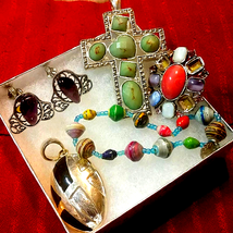 Beautiful Vintage Jewelry Lot - £22.52 GBP