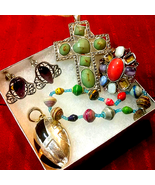 Beautiful Vintage Jewelry Lot - £21.46 GBP