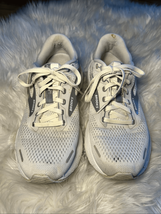 Brooks adrenaline gts 22 white and gray size 8 - $34.65