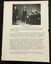 1963 SA Clinton J Hill Signed Captioned Photo Receiving Service Award JF... - $84.99