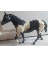 Breyer Horse Traditional Tobiano Pinto Stock Stallion Black White #229 - $260.23 MXN