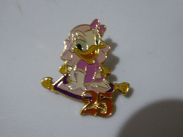 Disney Swap Pins 63919 Tdr - Daisy Duck - Game Prize - Magic Rug - 25th-
show... - $9.54