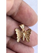 14K yellow gold butterfly charm pendant - $2,725.71 MXN