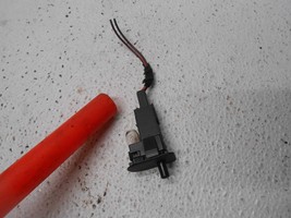 2004 jeep  Grand Cherokee GLOVE BOX LIGHT LAMP - $32.00