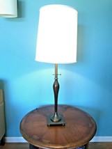 Vtg MCM HONI CHILO Tall Turned Walnut Wood  &amp; Brass Table Lamp  w Shade  37&quot; - £98.90 GBP
