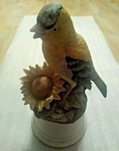 Vintage Gold Finch 8 1/2&quot; Figurine Porcelain Bird Statue Hand Painted - KW5158 - $8.95