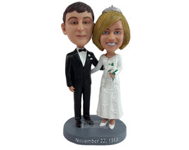 Custom Bobblehead Elegant and refined just married couple in a gorgeous dress an - £121.50 GBP