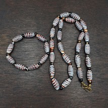 Set Of Vintage Feather pattern &amp; Agate Beads 18x9.5MM  24&quot; Necklace and bracelet - £45.78 GBP