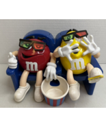 M&amp;M&#39;s 3D Movie Theatre Guys Red and Yellow Candy Dispenser Vintage - $173.97 MXN