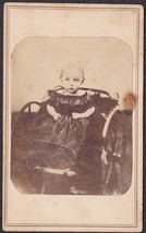 Nellie Dye - Little Girl in Wheelchair CDV Carte de Visite Photo - £14.03 GBP