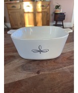Corning Ware/P-2 1/2 -B/ 2 1/2 Qt/ Baking dish/ Trefoil Pattern - $19.14 CAD