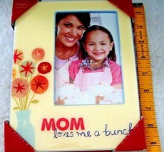 Picture Frame Mom Loves Me A Bunch 4 x 6 Photo Mother Child Special Memory Gift - £11.60 GBP