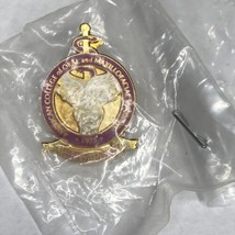 Vintage 1975 American College of Oral And Maxillofacial Surgeon Lapel PIN - £15.80 GBP