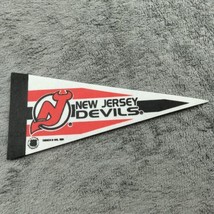 Vintage New Jersey Devils NHL Felt Mini Pennant 4 x 9 NHL Mini Flag 1991 - £6.73 GBP