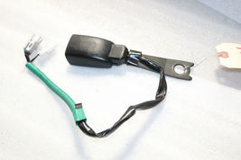 2006-2010 LEXUS IS250 IS350 FRONT RIGHT PASSENGER SEAT BELT BUCKLE J8181 image 4