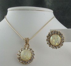 Faux Opal Set Necklace Earrings Park Lane - £21.86 GBP