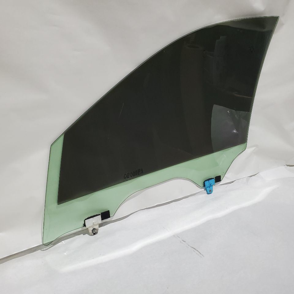 2014 2015 2016 2017 2018 Infiniti Q50 OEM Front Right Door Glass Item image 2