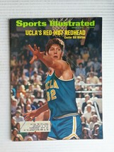 Sports Illustrated March 6, 1972 - Bill Walton UCLA Bruins - Bobby Hull  - 823 - £5.44 GBP