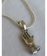 Mini palm yad pendant B - $473.74 MXN