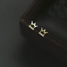 9ct Solid Gold Princess Disco Stud Zirconia Earrings - Novelty, crown, 9K Au375 - £61.70 GBP